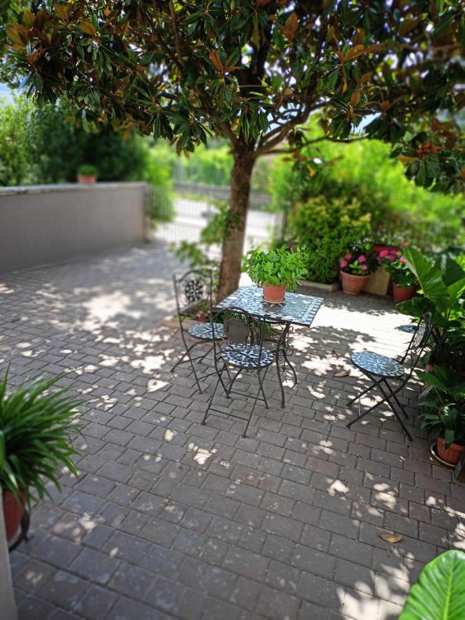Marco - Camere Con Bagno Privato Vicino Al Centro Фоліньо Екстер'єр фото