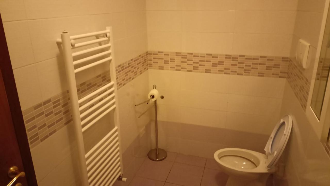 Marco - Camere Con Bagno Privato Vicino Al Centro Фоліньо Екстер'єр фото